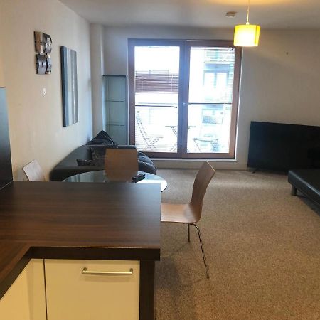 Lovely Serviced Apartment 2Min 2 City Center Manchester Extérieur photo